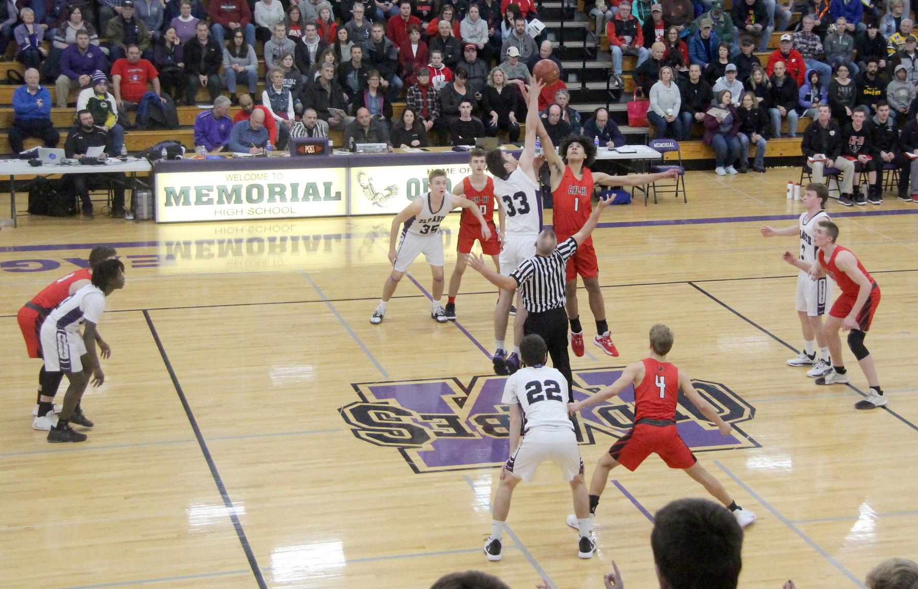 Chi-Hi boys basketball at Eau Claire Memorial 1-3-20